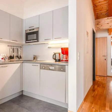 ゲストハウス Berge 4*